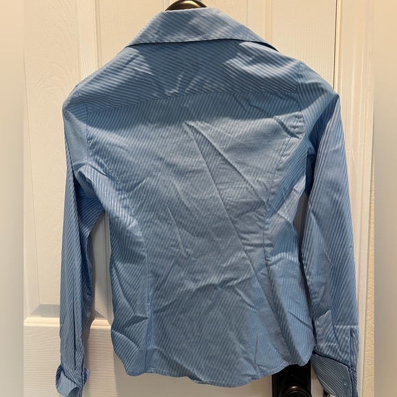 Loft button up blouse blue size 0 - Picture 3 of 4